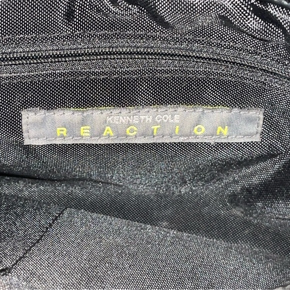 Vintage Kenneth Cole Reaction Black Leather Bag Brass Hardware Purse Tote Retro - Picture 7 of 14